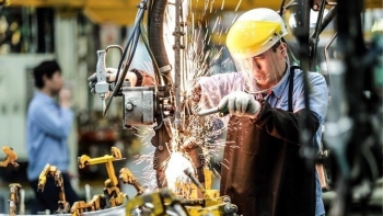 Sản xuất công nghiệp tăng trưởng ấn tượng