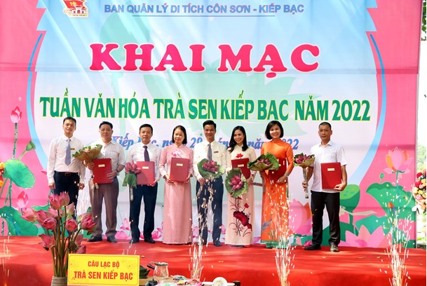 Khai mạc Tuần văn hóa trà sen Kiếp Bạc