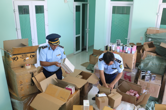 Quảng Bình: Thu giữ hơn 33.000 sản phẩm không rõ nguồn gốc