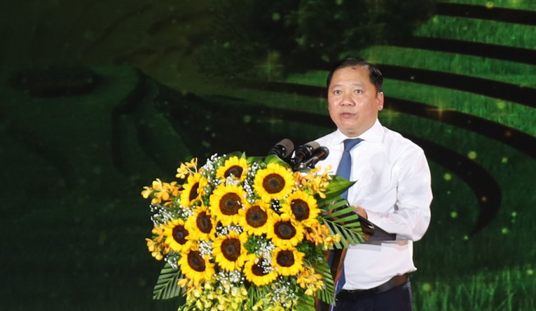 Khai mạc “Thanh âm xứ Mường và Lễ hội Carnaval Hòa Bình 2022”