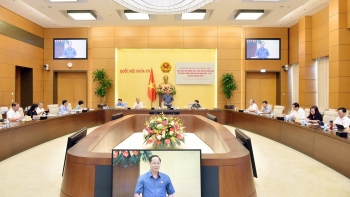 Giám sát việc thực hiện chính sách, pháp luật về thực hành, tiết kiệm chống lãng phí tại 6 Bộ, ngành