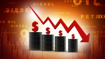 Giá xăng dầu hôm nay 2/8/2022: Giá dầu tiếp tục đi xuống