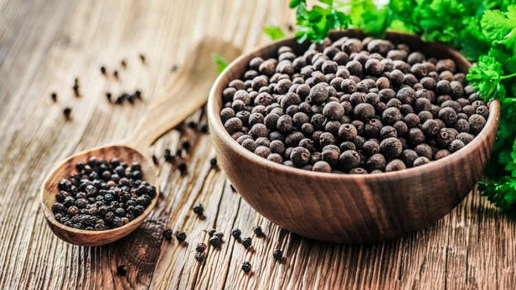 Giá hồ tiêu hôm nay 2/8/2022:  Đứng yên toàn thị trường