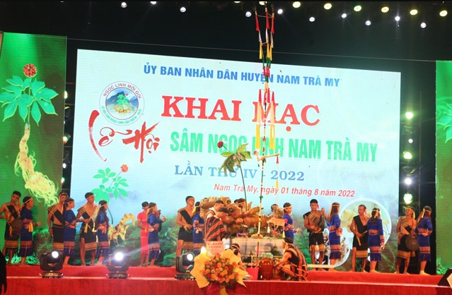 Quảng Nam: Khai mạc Lễ hội sâm Ngọc Linh lần thứ IV năm 2022 Quảng Nam: Khai mạc Lễ hội sâm Ngọc Linh lần thứ IV năm 2022