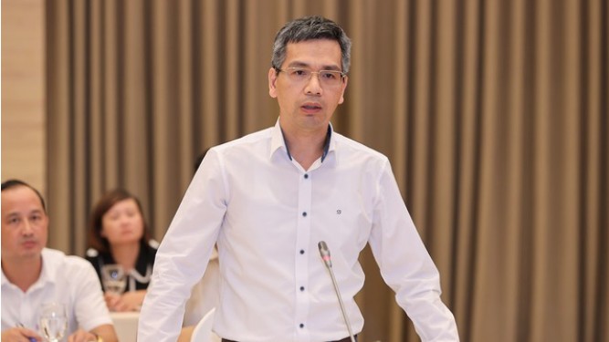 Bộ Tài Chính xin giảm thêm 2 loại thuế để "hạ nhiệt" giá xăng dầu