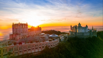 Quảng trường cao nhất Việt Nam vừa ra mắt có gì?