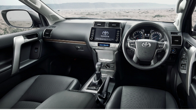 Toyota ra mắt Prado Matte Black Edition