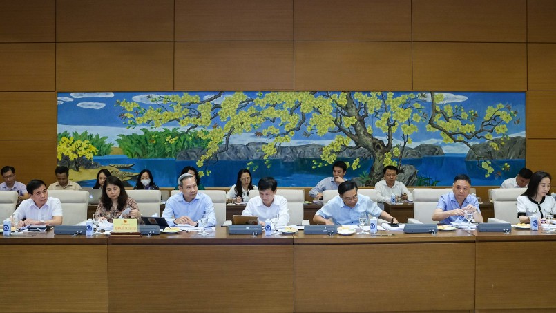 Các đại biểu tại buổi làm việc