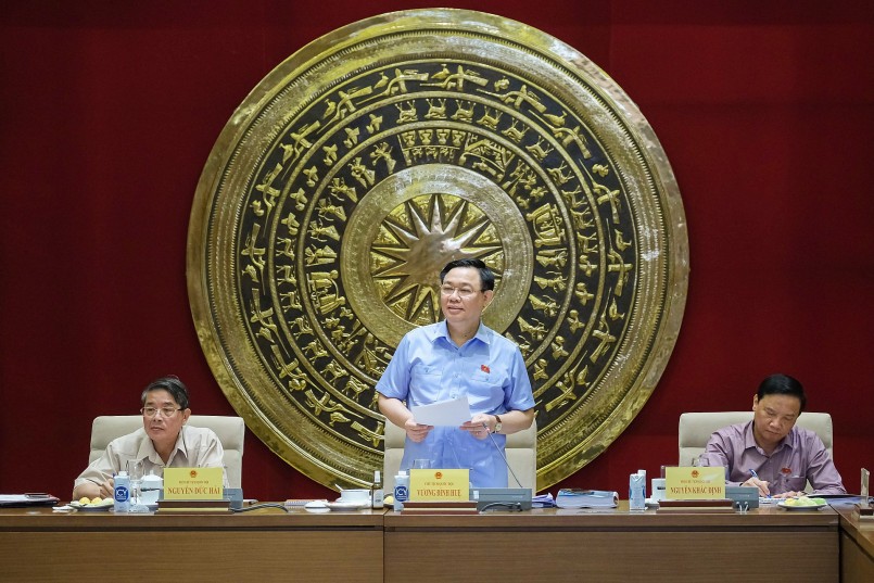 Chủ tịch Quốc hội Vương Đình Huệ phát biểu chỉ đạo 