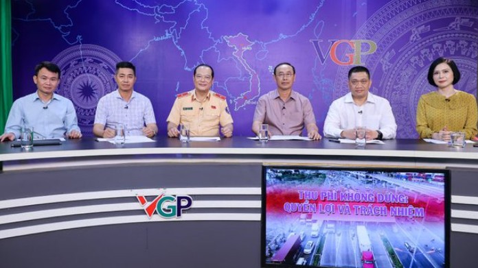 Thủ tướng yêu cầu Bộ Giao thông vận tải nghiên cứu kiến nghị về thu phí không dừng