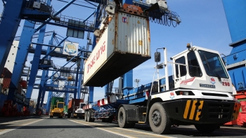 Thương nhân được tự chứng nhận xuất xứ hàng hóa phải đáp ứng đủ 5 tiêu chí