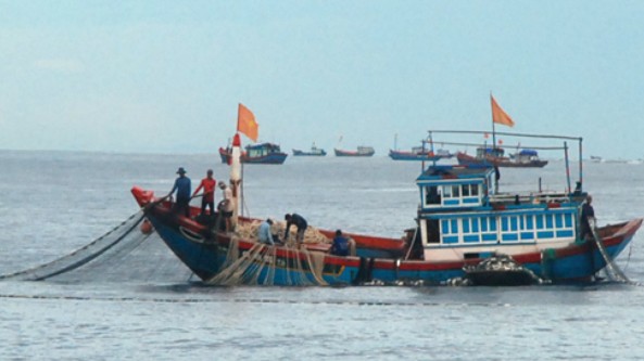 Nghiên cứu kiến nghị hỗ trợ người dân bị ảnh hưởng của giá xăng, dầu tăng cao