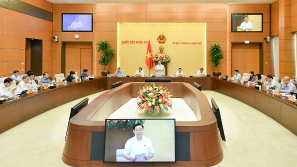 Sáng nay, Ủy ban Thường vụ Quốc hội cho ý kiến về dự án Luật Dầu khí (sửa đổi)