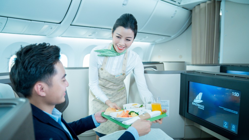 Giá vé máy bay Bamboo Airways ngày 18/8/2022