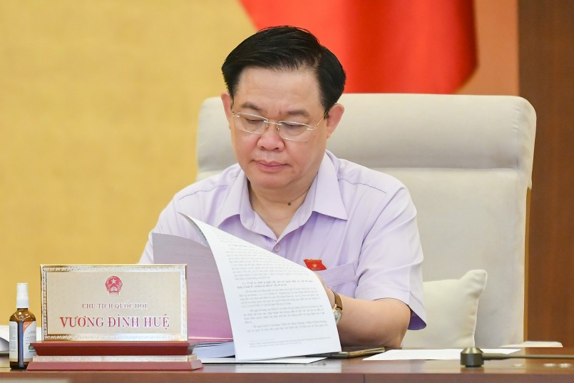 Chủ tịch Quốc hội Vương Đình Huệ tại phiên họp