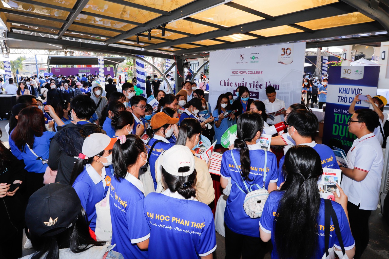 NovaGroup thu hút nguồn nhân sự lớn, tạo cơ hội cho người lao động địa phương NovaGroup thu hút nguồn nhân sự lớn, tạo cơ hội cho người lao động địa phương