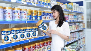 Tăng ngoạn mục 18% về giá trị, thương hiệu Vinamilk dẫn đầu các bảng xếp hạng lớn ngành sữa