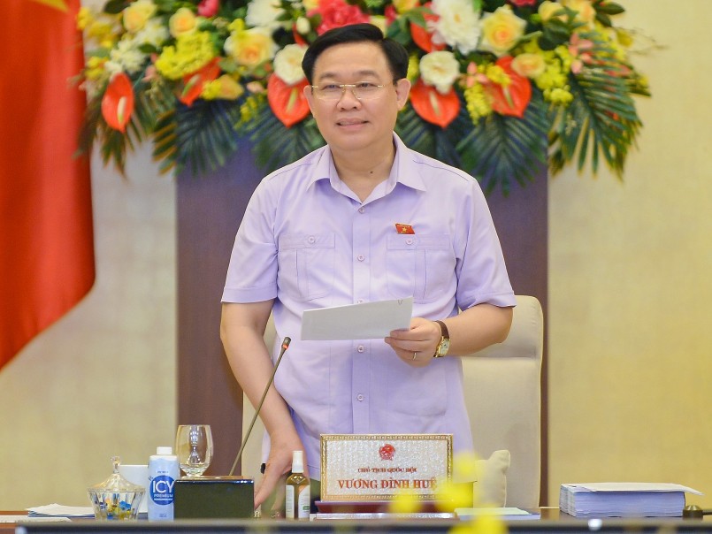 Chủ tịch Quốc hội lưu ý các cơ quan chủ động, tích cực để chuẩn bị cho các nhiệm vụ trong thời gian tới Chủ tịch Quốc hội lưu ý các cơ quan chủ động, tích cực để chuẩn bị cho các nhiệm vụ trong thời gian tới