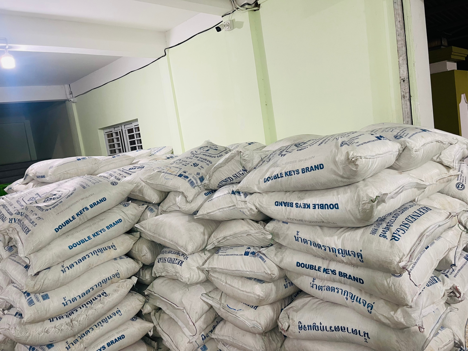 Đường cát nhập lâuh bị thu giữ Đường cát nhập lâuh bị thu giữ