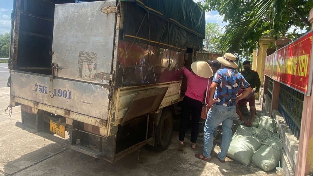 Quảng Trị: Phát hiện 06 bao tải sản phẩm động vật không rõ nguồn gốc