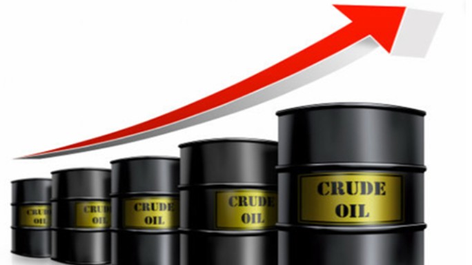Giá xăng dầu hôm nay 25/8/2022: Dầu thô duy trì đà tăng mạnh