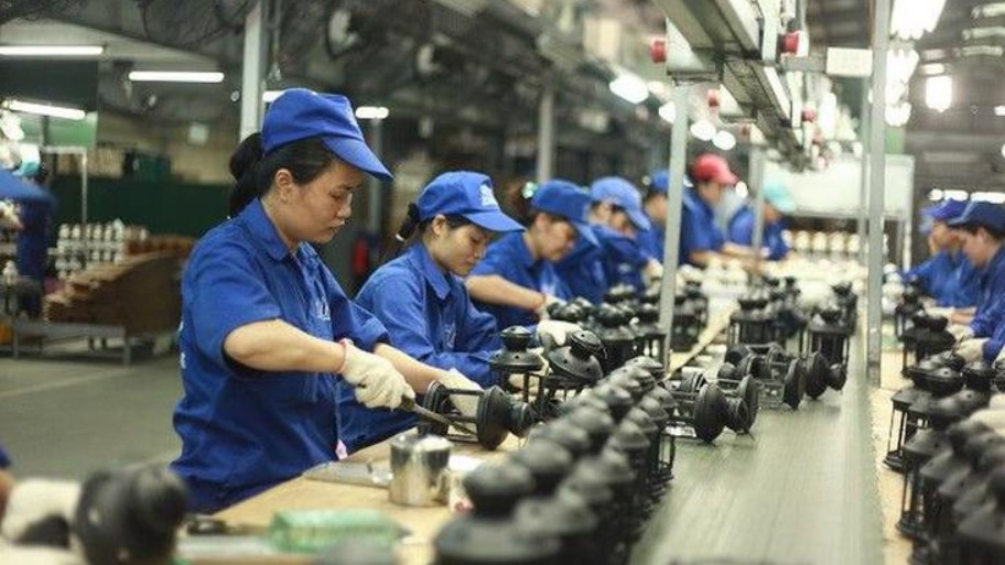 Sản xuất công nghiệp tiếp tục phục hồi nhanh