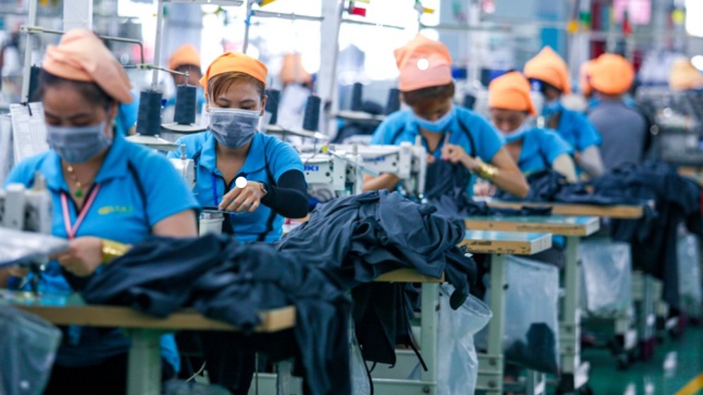 Việt Nam xuất siêu 2,42 tỷ USD trong tháng 8