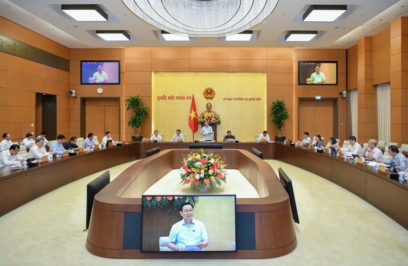 Chiều 29/8, Ủy ban Thường vụ Quốc hội tổ chức Phiên họp bất thường tháng 8/2022 để xem xét hai nội dung quan trọng, cấp thiết.