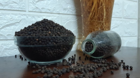 Giá hồ tiêu hôm nay 1/9/2022: Nối tiếp chuỗi ngày ổn định