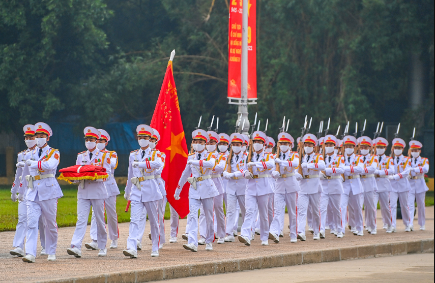 Thiêng liêng lễ chào cờ tại Quảng trường Ba Đình sáng 2/9