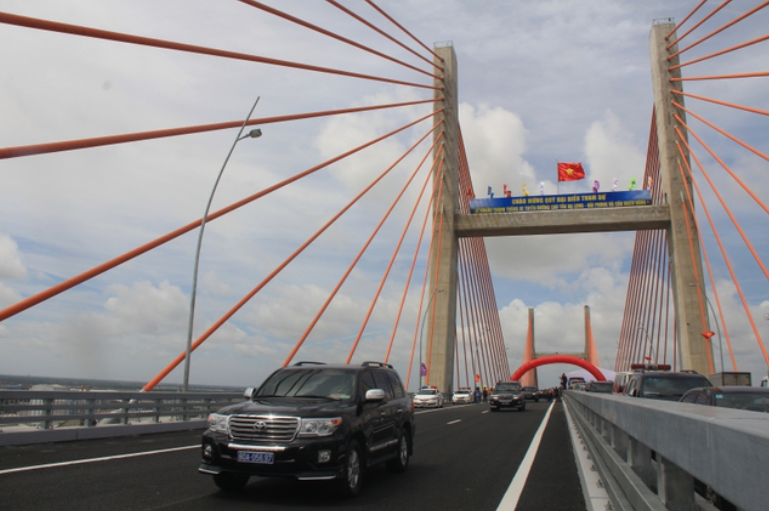 Cầu Bạch Đằng ngày thông xe (1/9/2018) Cầu Bạch Đằng ngày thông xe (1/9/2018)