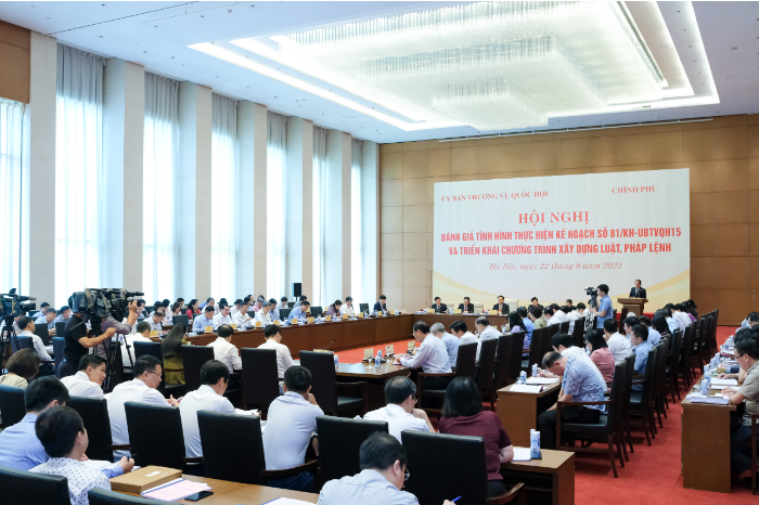 Vừa qua, Ủy ban Thường vụ Quốc hội cũng đã tổ chức Hội nghị về đánh giá tình hình thực hiện Kế hoạch số 81/KH-UBTVQH15 và triển khai chương trình xây dựng luật, pháp lệnh