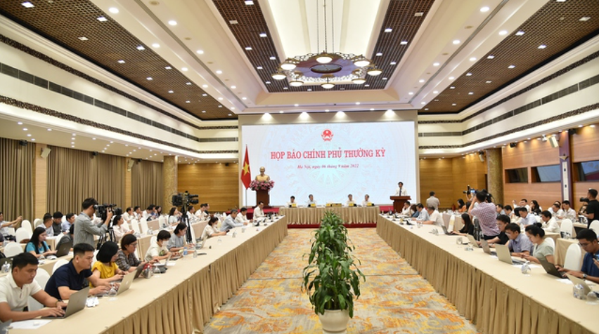 họp báo Chính phủ thường kỳ tháng 8