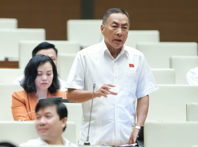 đại biểu Phạm Văn Hòa -  Đoàn ĐBQH tỉnh Đồng Tháp 