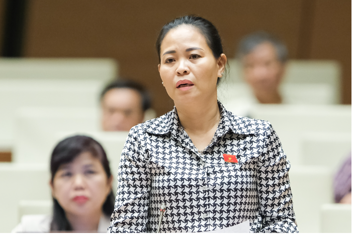 Xem xét, thông qua dự thảo Luật Khám bệnh, chữa bệnh theo quy trình 03 kỳ họp