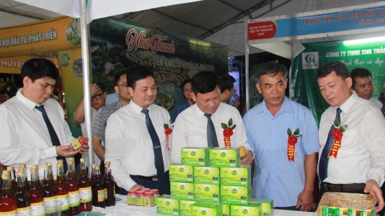 Khai mạc hội chợ thương mại miền Tây Thanh Hóa năm 2022