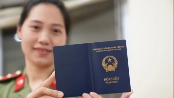 Từ 15/9, bổ sung thông tin “Nơi sinh” vào hộ chiếu mẫu mới