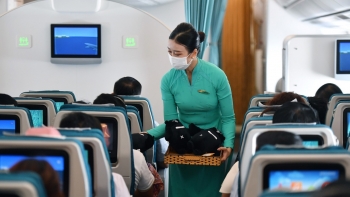 Giá vé máy bay Vietnam Airlines ngày 18/9/2022