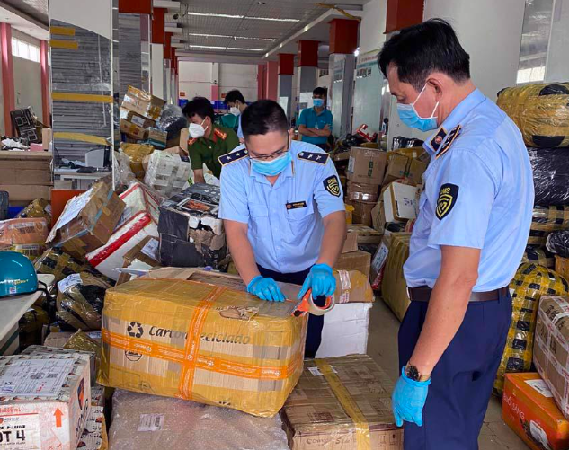 Tăng cường chống buôn lậu, gian lận thương mại và hàng giả