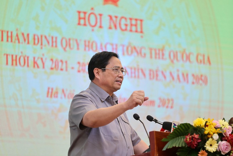 Thủ tướng gợi ý quy hoạch cần xác định các ngành mũi nhọn sát tình hình thực tiễn, điều kiện và hoàn cảnh đất nước. Ảnh: VGP