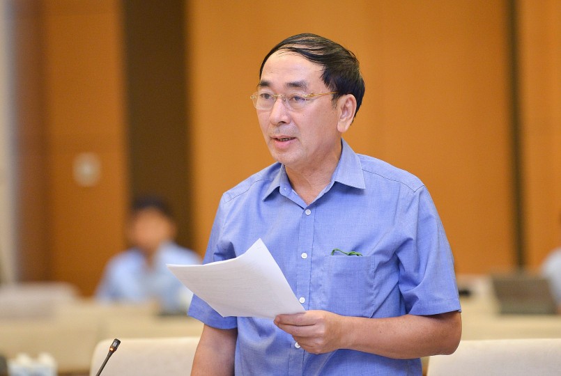 Thứ trưởng Bộ Công an Trần Quốc Tỏ đồng tình với nội dung Báo cáo công tác dân nguyện tháng 8/2022 và cho rằng Báo cáo rất khoa học, chặt chẽ và đặc biệt nổi những vấn đề có liên quan đến công tác an ninh, trật tự và trách nhiệm của Bộ Công An đã được thể hiện rất rõ trong Báo cáo Thứ trưởng Bộ Công an Trần Quốc Tỏ đồng tình với nội dung Báo cáo công tác dân nguyện tháng 8/2022 và cho rằng Báo cáo rất khoa học, chặt chẽ và đặc biệt nổi những vấn đề có liên quan đến công tác an ninh, trật tự và trách nhiệm của Bộ Công An đã được thể hiện rất rõ trong Báo cáo