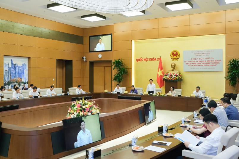 Toàn cảnh phiên họp