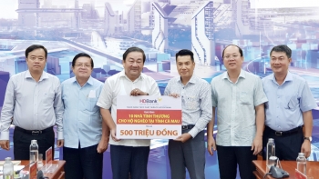 HDBank tiếp tục trao tặng 10 căn nhà tình thương cho tỉnh Cà Mau