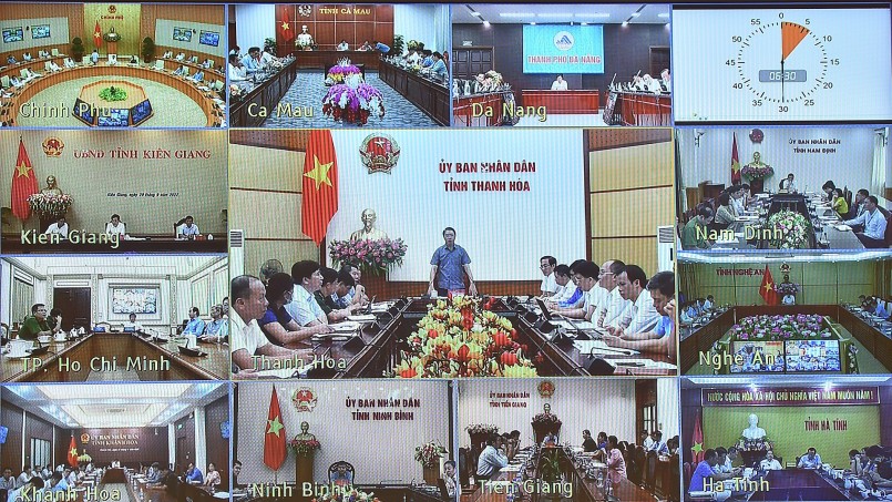 Lãnh đạo các địa phương phát biểu tại đầu cầu truyền hình trực tuyến. Ảnh: VGP
