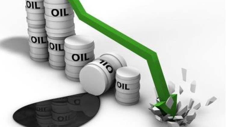 Giá xăng dầu hôm nay 21/9/2022: Giá dầu thô giảm mạnh