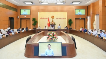 Giám sát tại những điểm nóng về dịch Covid-19, có vấn đề nổi cộm về y tế cơ sở, y tế dự phòng