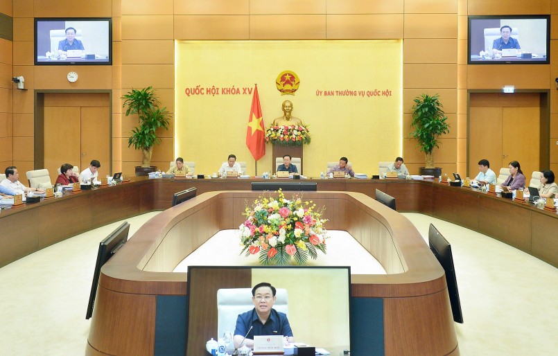 Uỷ ban Thường vụ Quốc hội cho ý kiến về dự án Luật Đất đai (sửa đổi)