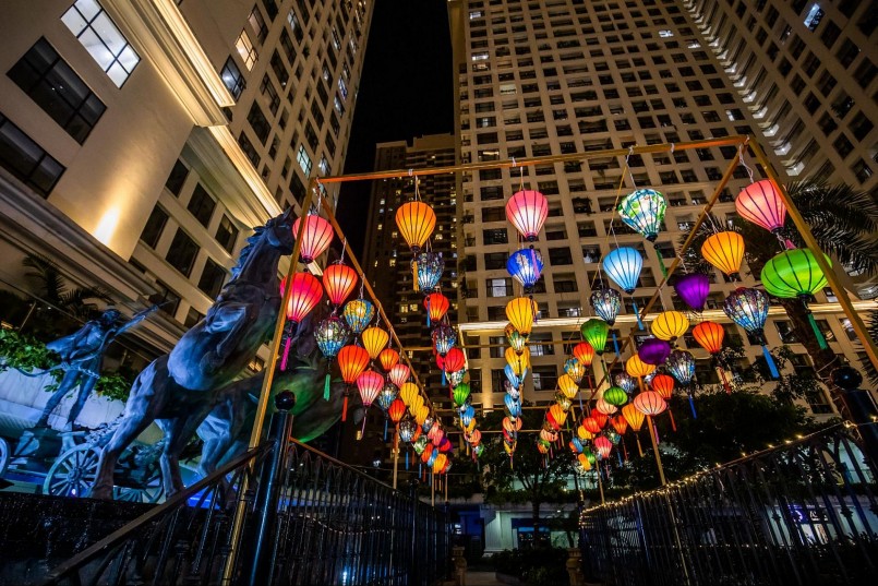 Sunshine Garden luôn được trang hoàng thêm sắc màu lung linh vào mỗi dịp Lễ Tết Sunshine Garden luôn được trang hoàng thêm sắc màu lung linh vào mỗi dịp Lễ Tết