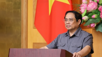 Thủ tướng: Khẩn trương khắc phục hậu quả bão số 4 gây ra