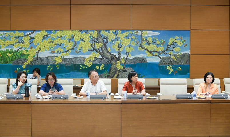 Các đại biểu tham dự Tọa đàm